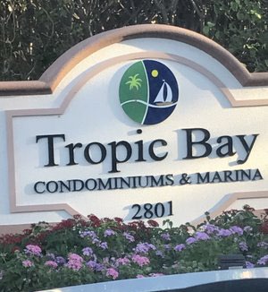 Tropic Bay Sign